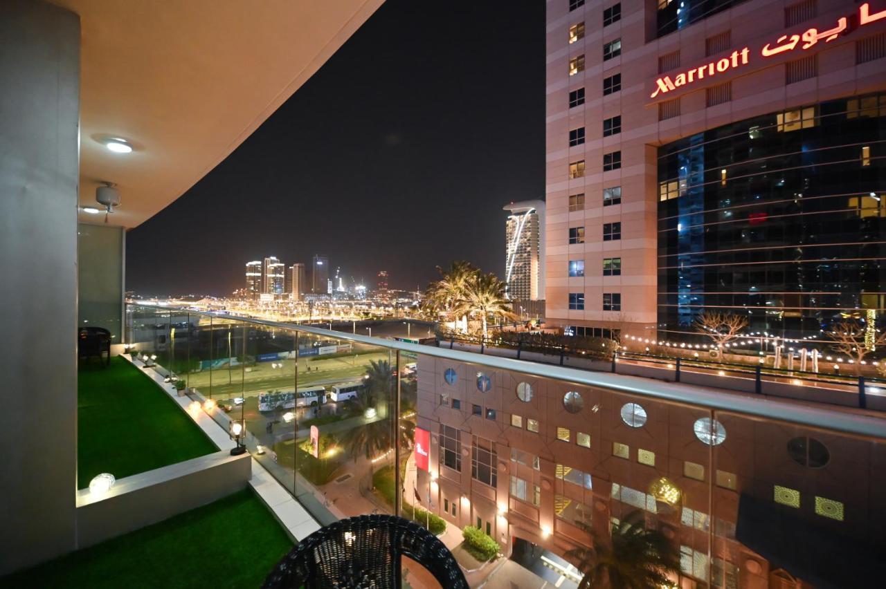 Trinity Holiday Homes - Discover The True Definition Of Luxury At 2Br In Dubai Marina Exteriör bild