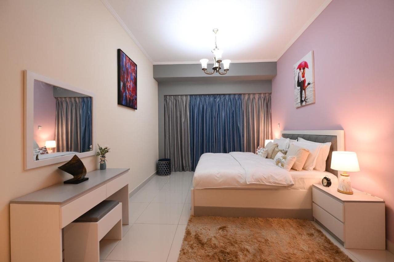 Trinity Holiday Homes - Discover The True Definition Of Luxury At 2Br In Dubai Marina Exteriör bild